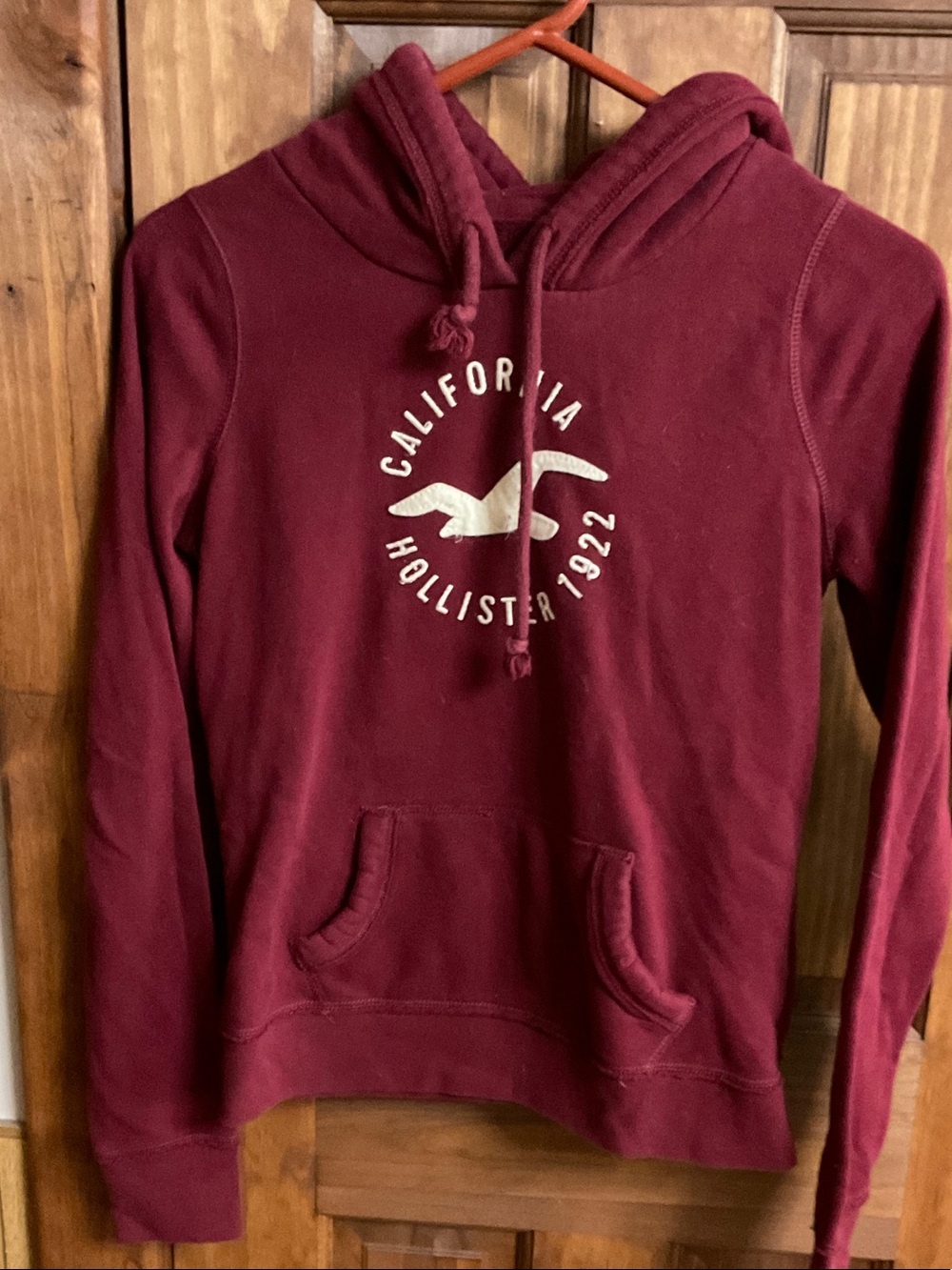 Hollister Women's Maroon Pullover Hoodie with Logo